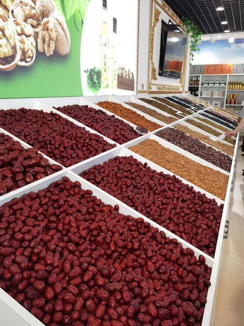 金华阿克苏两地联手 助推新疆农副产品销售